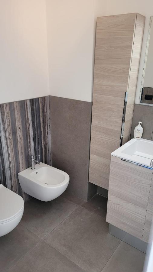 Meda Cozy Flat Apartment มิลาน ภายนอก รูปภาพ